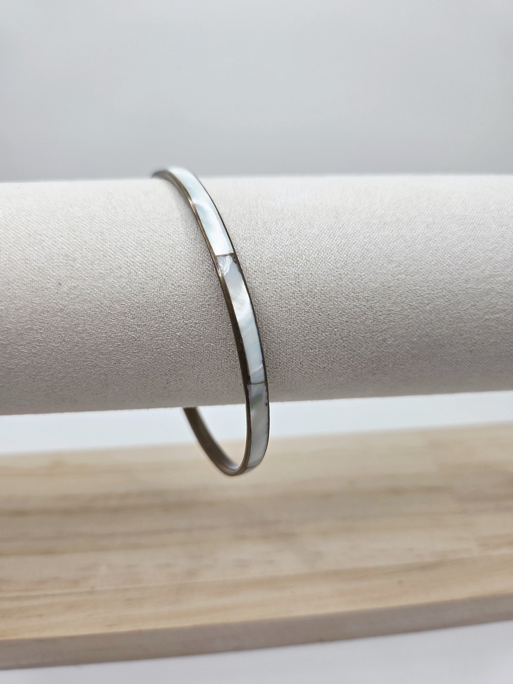 Vintage Mother of Pearl Inlay Bangle Bracelet - White